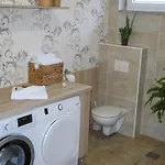 Sara Villa Vodice